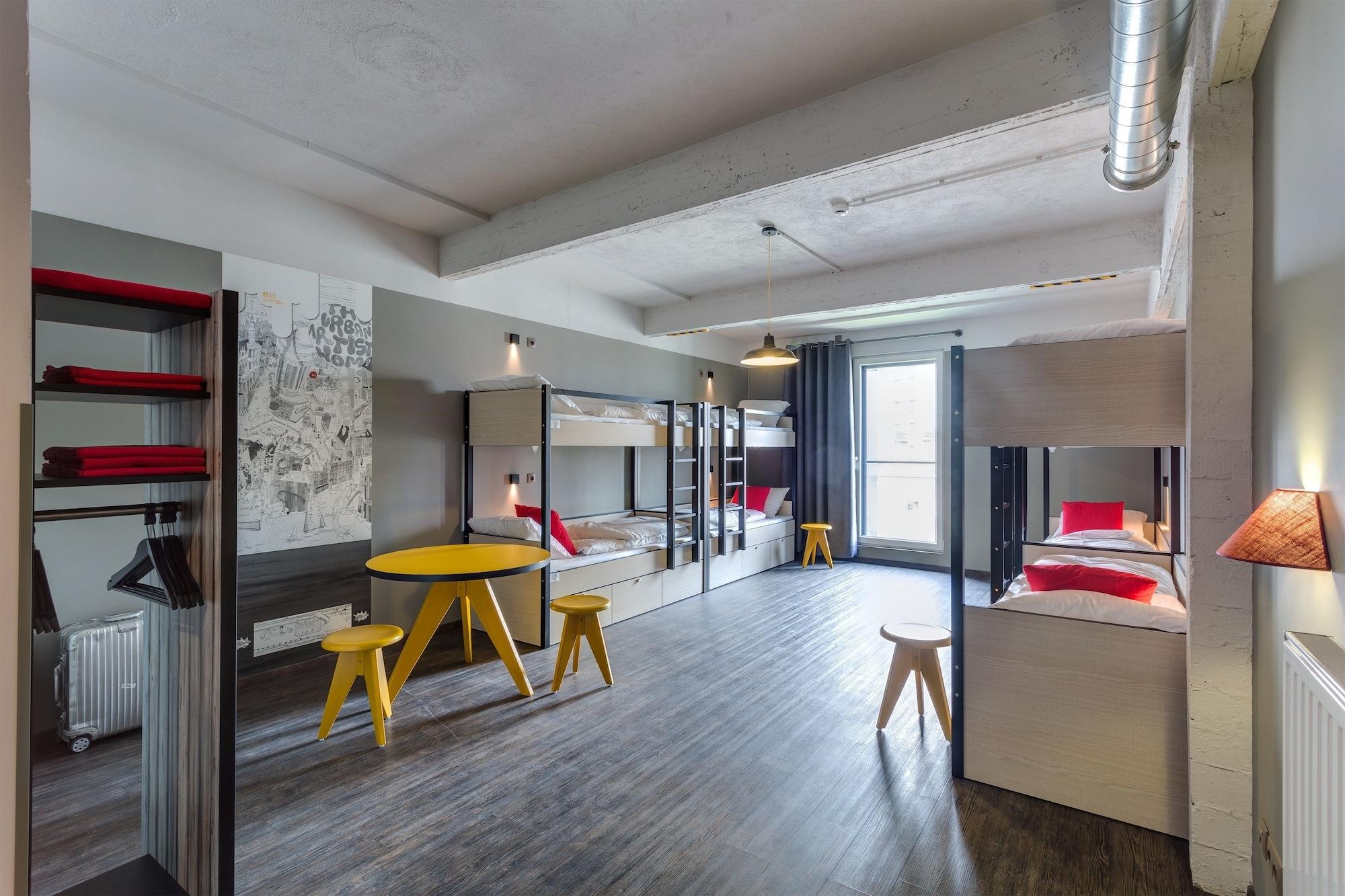 Meininger Hotels Bruxelles City Center Sint-Jans-Molenbeek Esterno foto