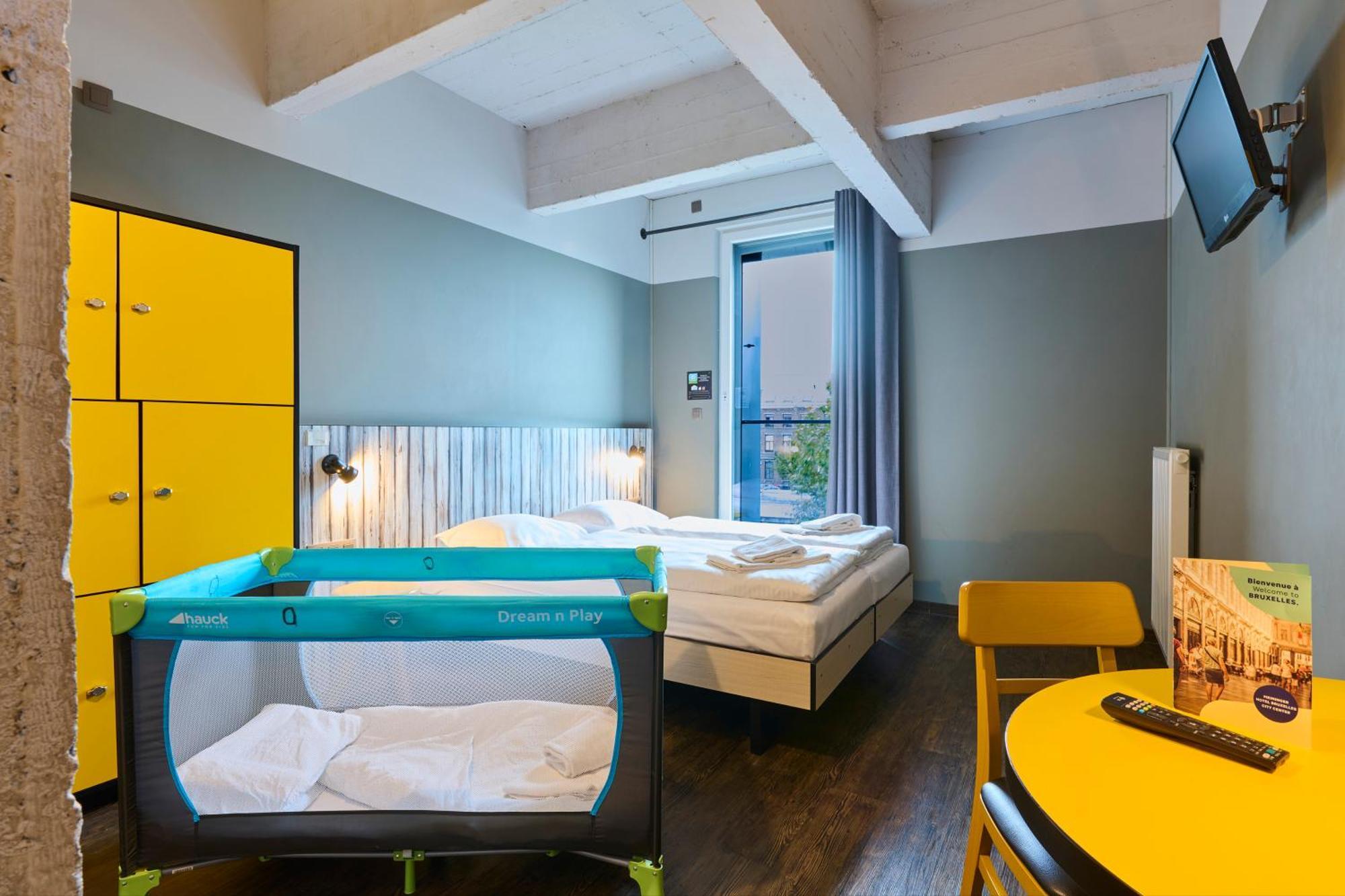 Meininger Hotels Bruxelles City Center Sint-Jans-Molenbeek Esterno foto