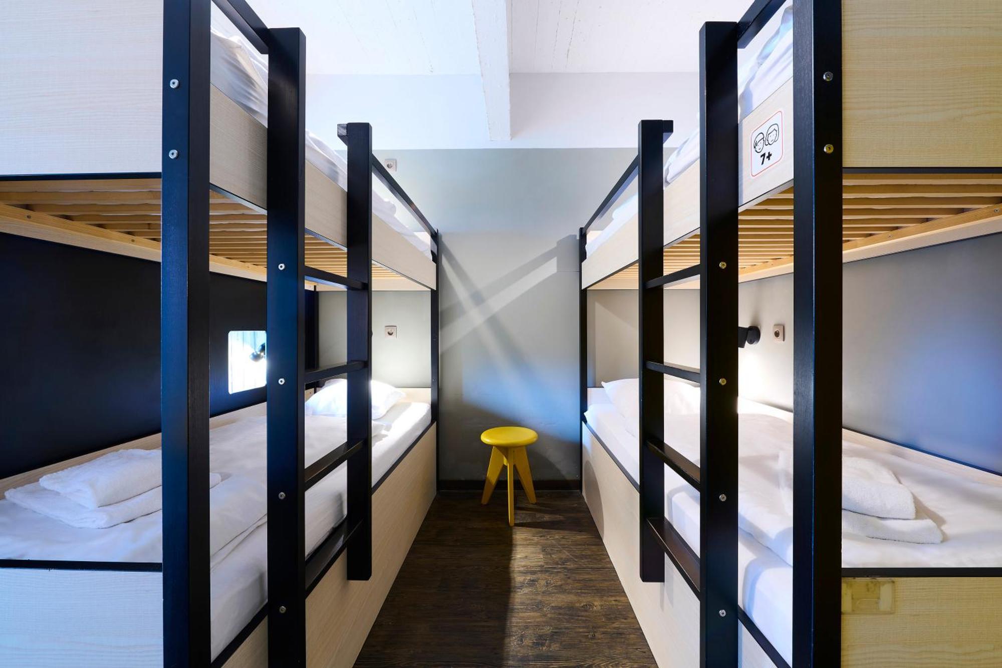 Meininger Hotels Bruxelles City Center Sint-Jans-Molenbeek Esterno foto