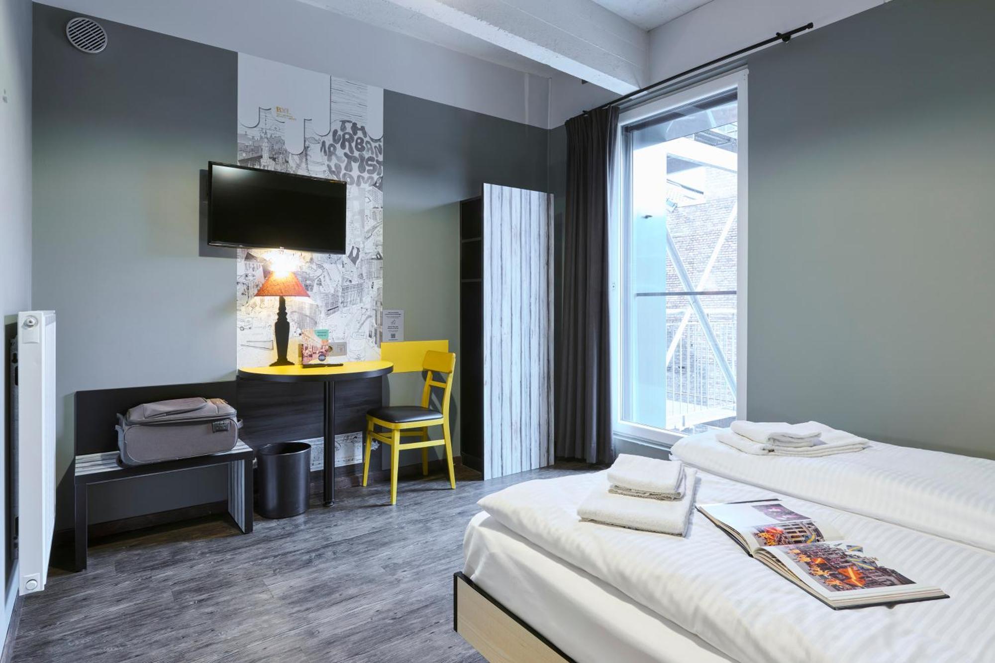 Meininger Hotels Bruxelles City Center Sint-Jans-Molenbeek Esterno foto