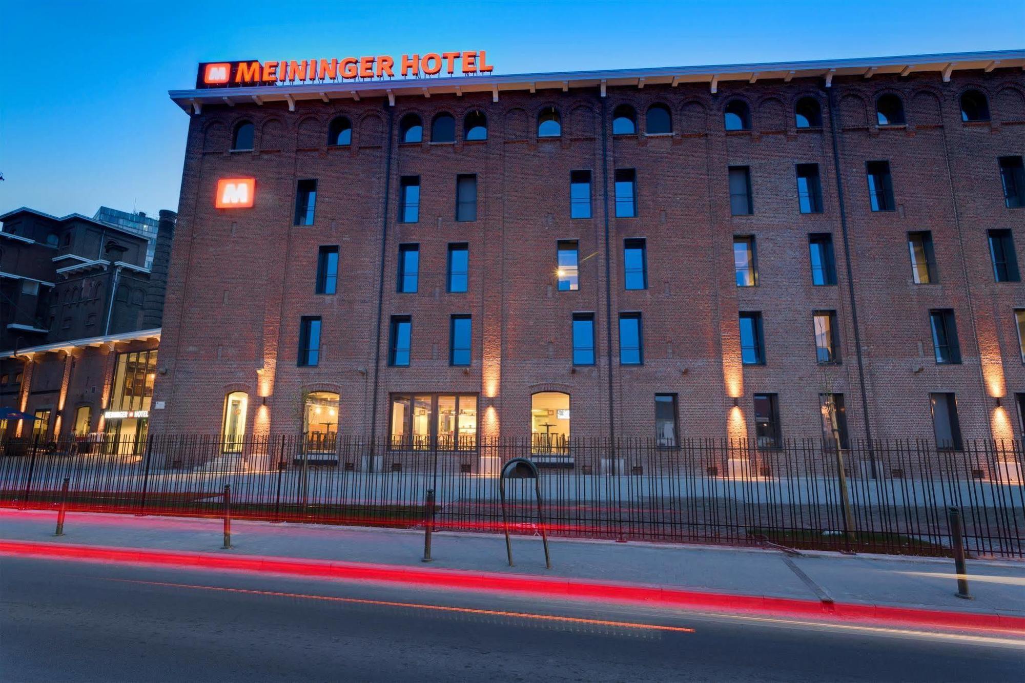 Meininger Hotels Bruxelles City Center Sint-Jans-Molenbeek Esterno foto